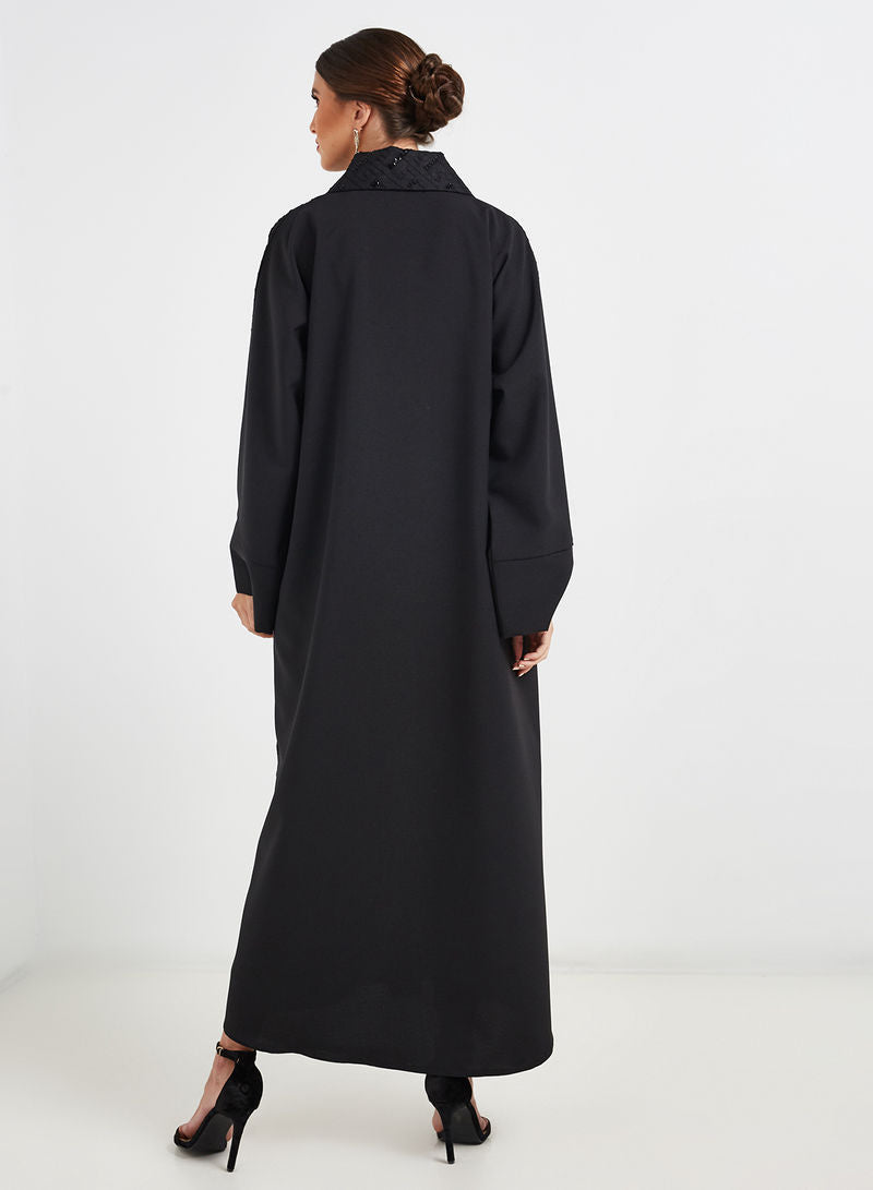 black collar abaya