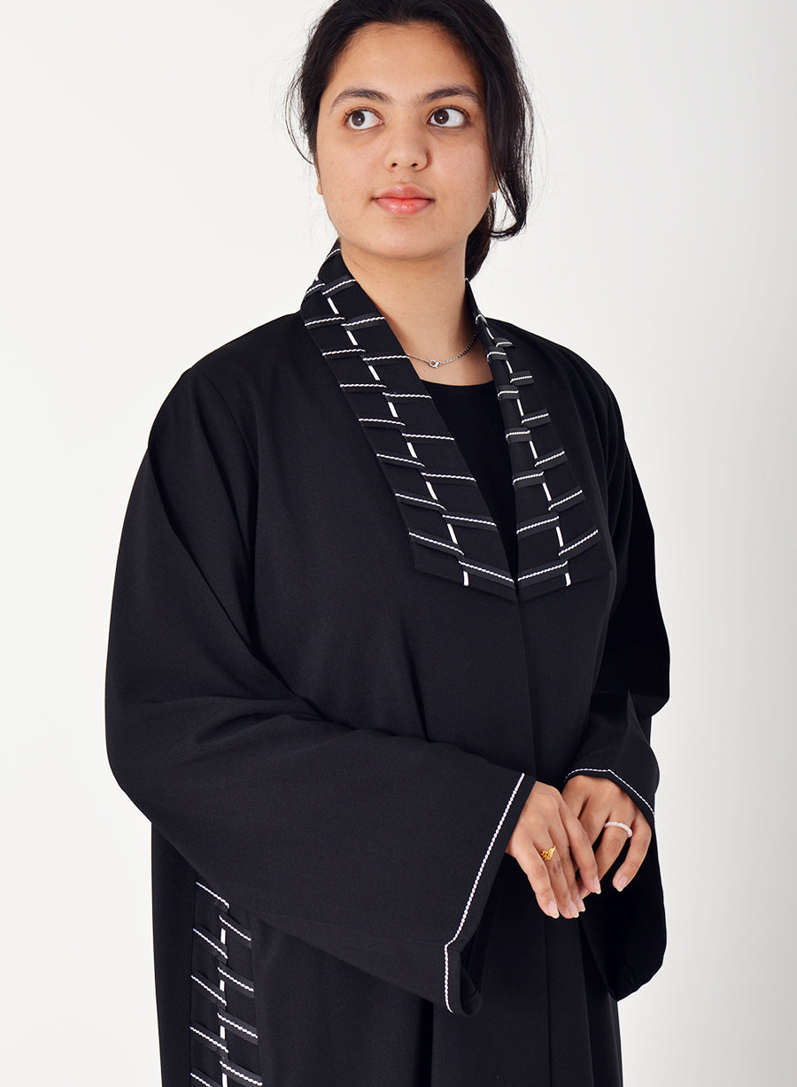 A Classic Look Coat Style Embroidered Abaya | Bsi3945