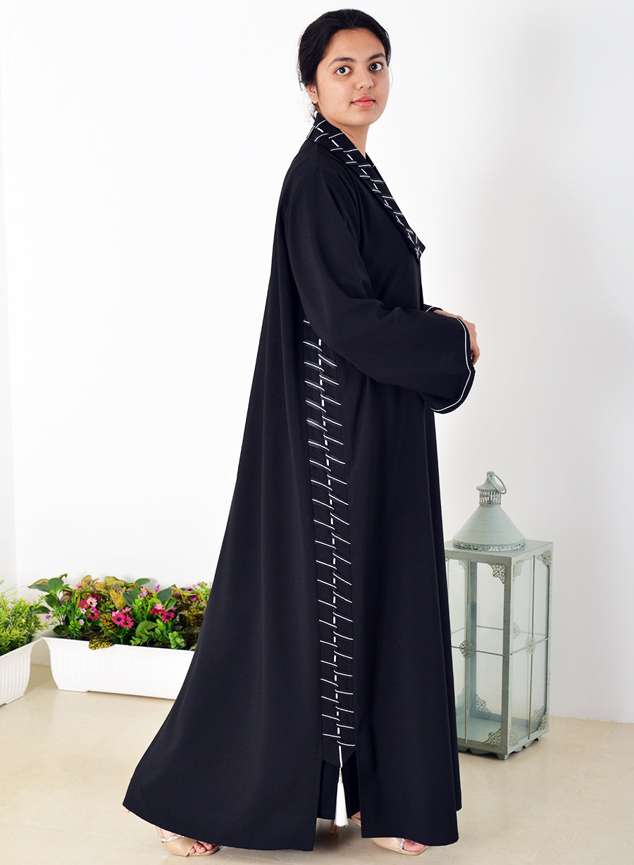 A Classic Look Coat Style Embroidered Abaya | Bsi3945