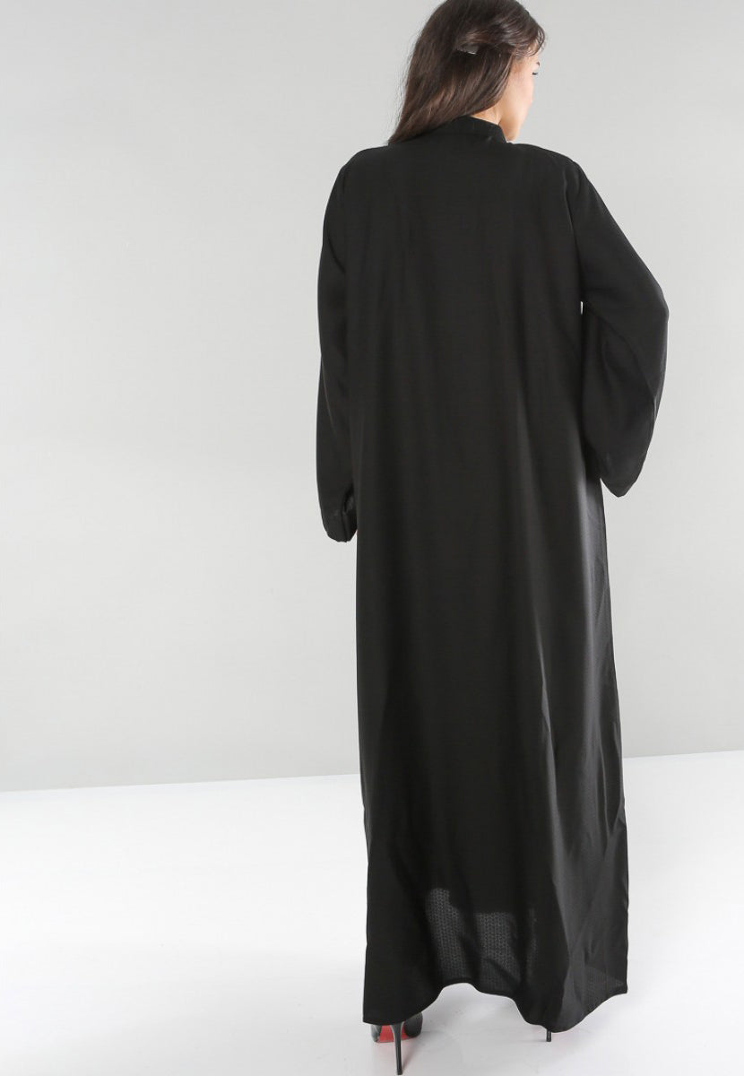 collar abaya