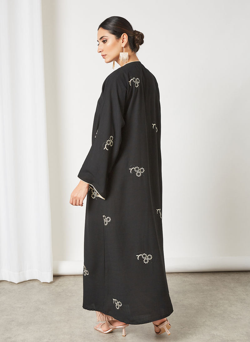 Floral embroidered abaya