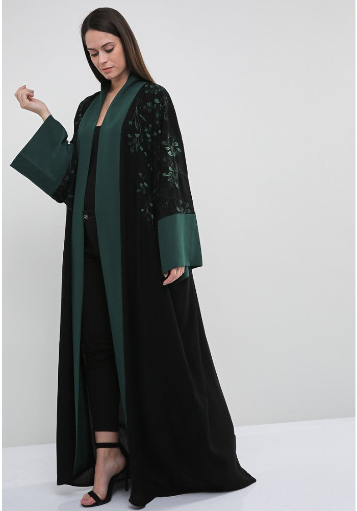 Bsi629- Bisht style floral embroidered abaya with green trimmings