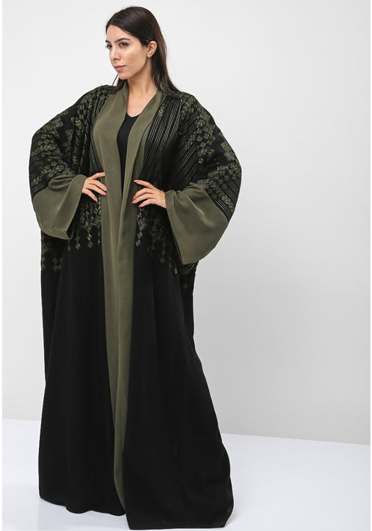 Bsi667- Bisht style front open embroidered abaya with green trimmings
