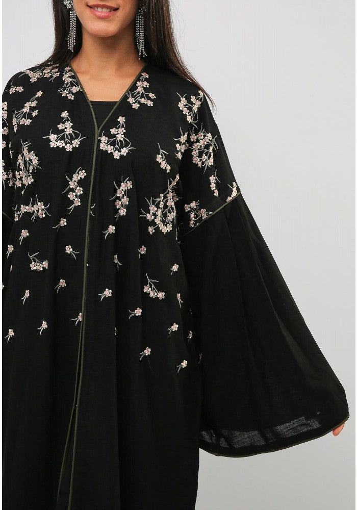 Bsi956- Traditional style embroidered abaya with bell bottom sleeves