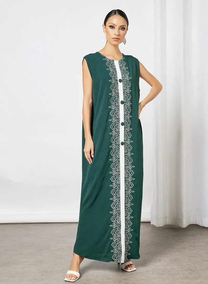 Bsi3639-Button embellished embroidered bisht abaya with embroidered inner