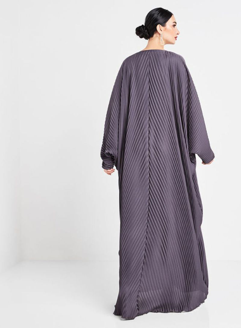 pleated abaya