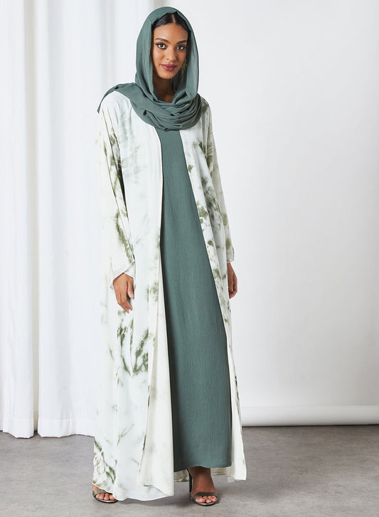 tie and dye abaya